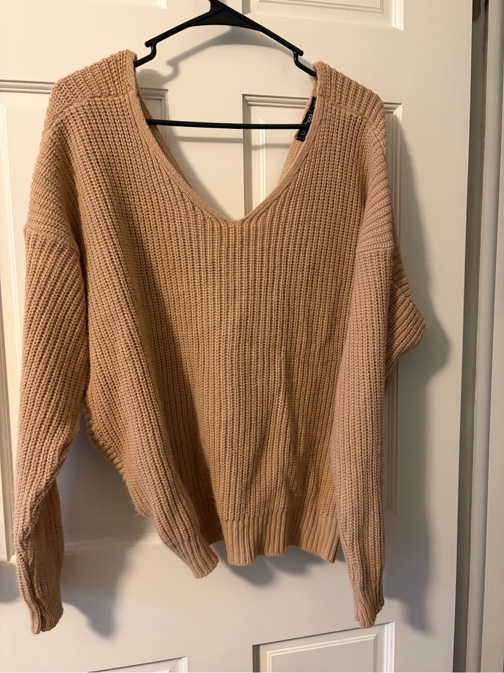 Boohoo Beige V-Neck Chunky Knit Sweater